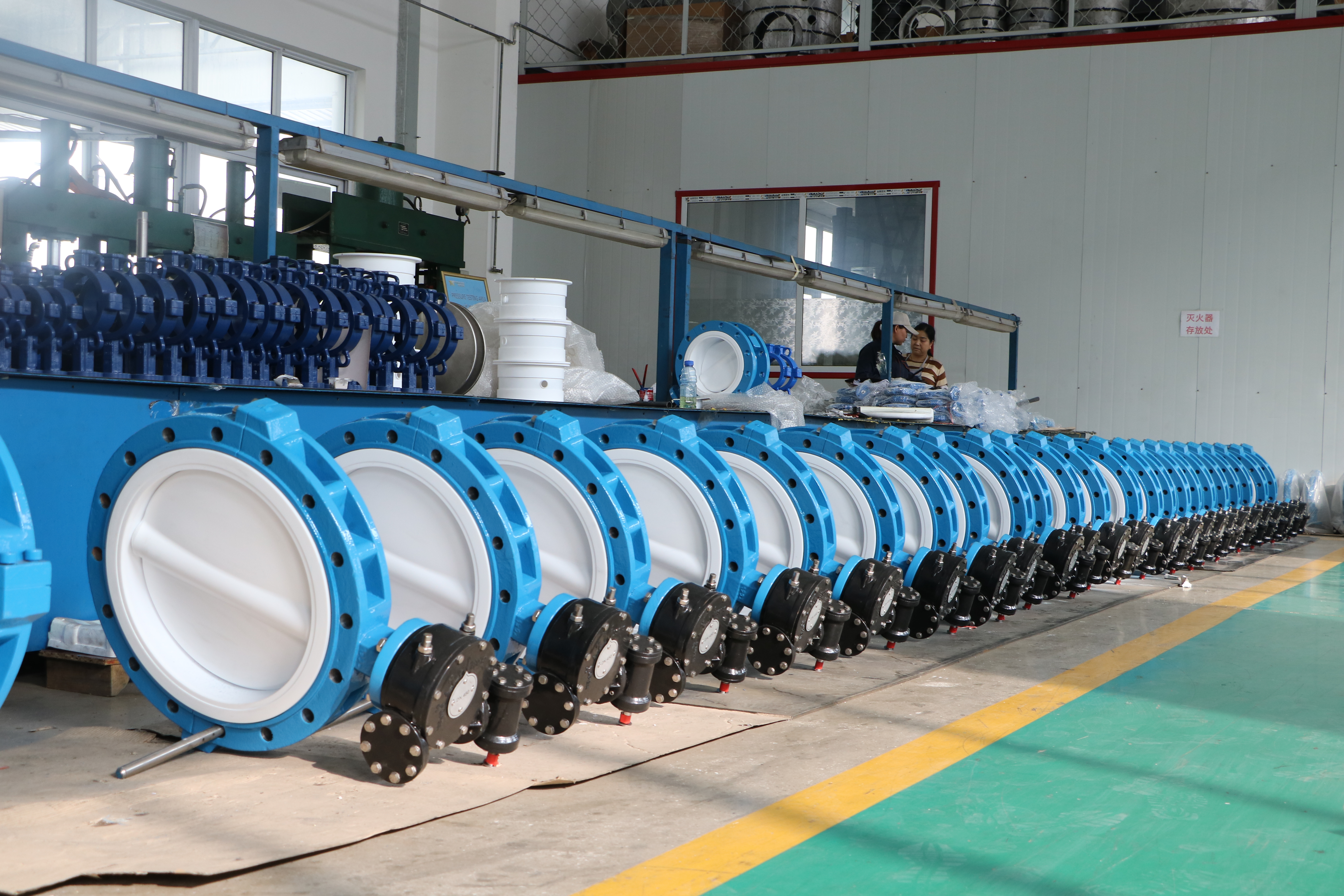 2 FULL PTFE FOLING Lugged Butterfly Valve