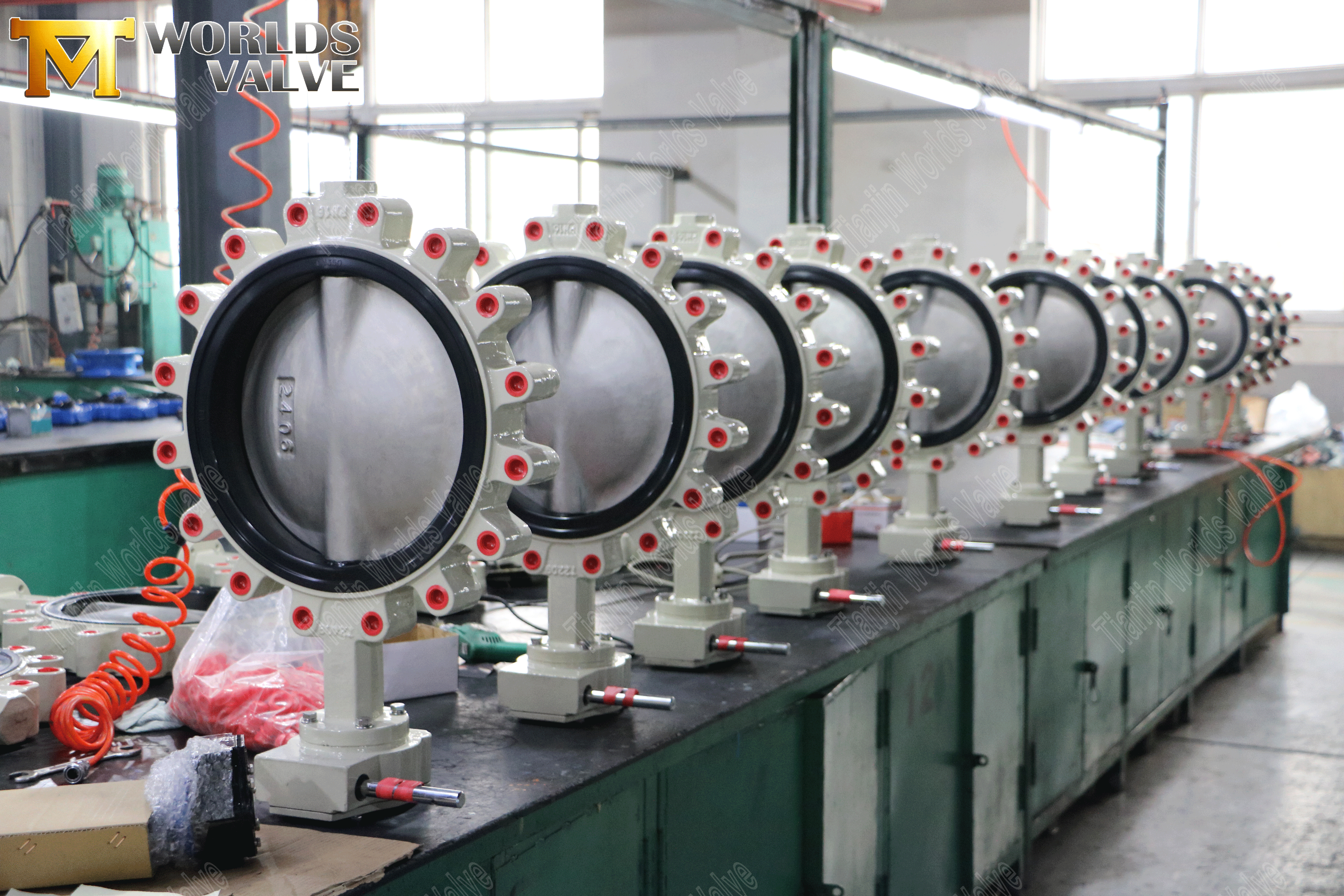 LUG Butterfly Valve Leverant&ouml;r-Butterfly-ventil med fj&auml;drande gummis&auml;t och v&auml;xell&aring;da-2 (1)