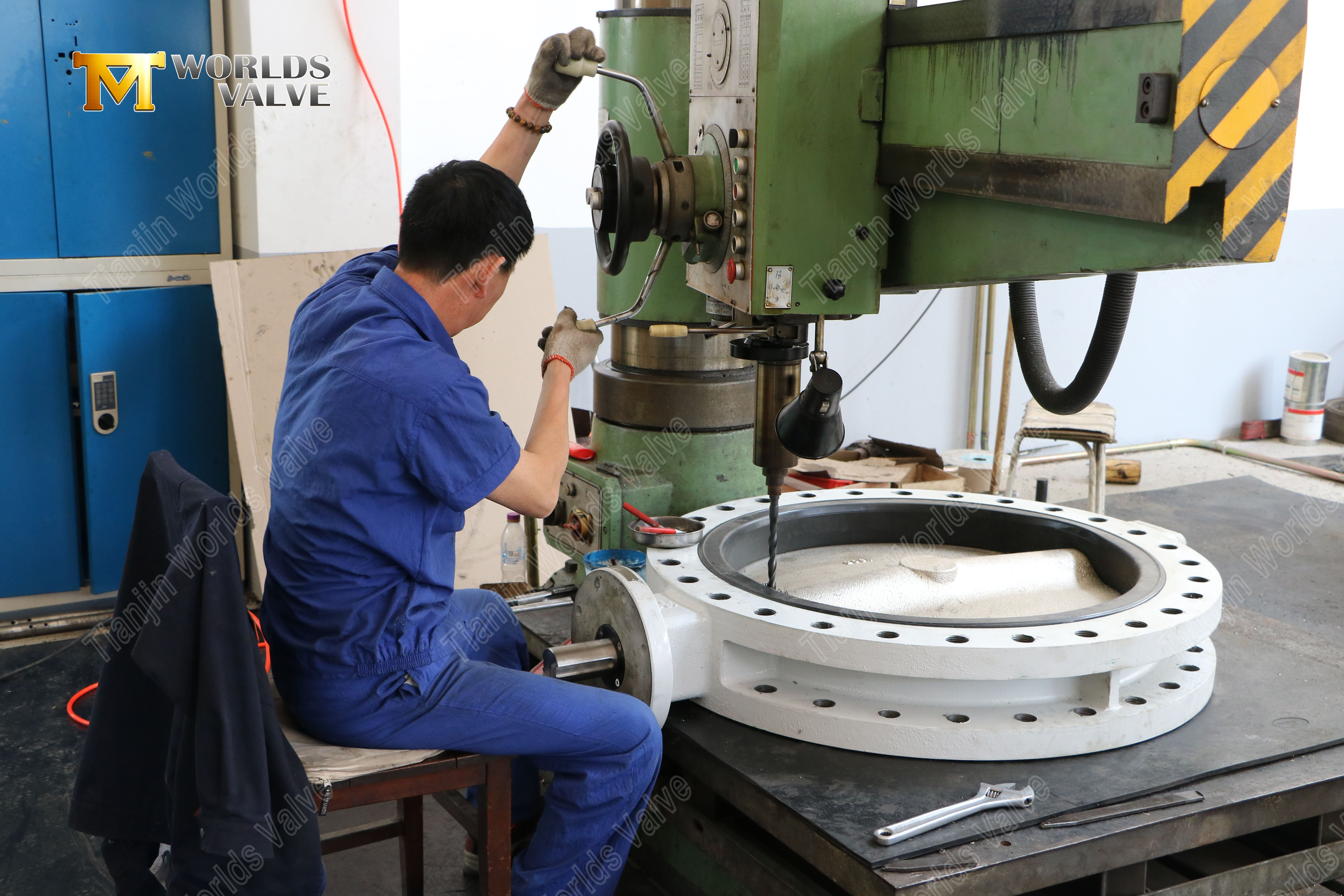 U-form fj&auml;rilsventil med CF8M-skiva och utbytbar EPDM-s&auml;te h&ouml;geffektiv fl&ouml;deskontrolll&ouml;sning-1 (2)