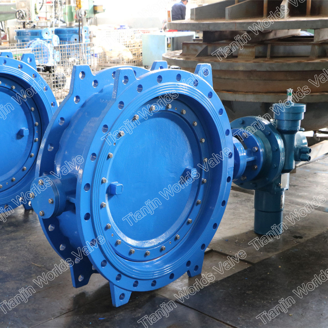 Excentrisk dubbelflänsad fjärilventil med elektrisk ställdon