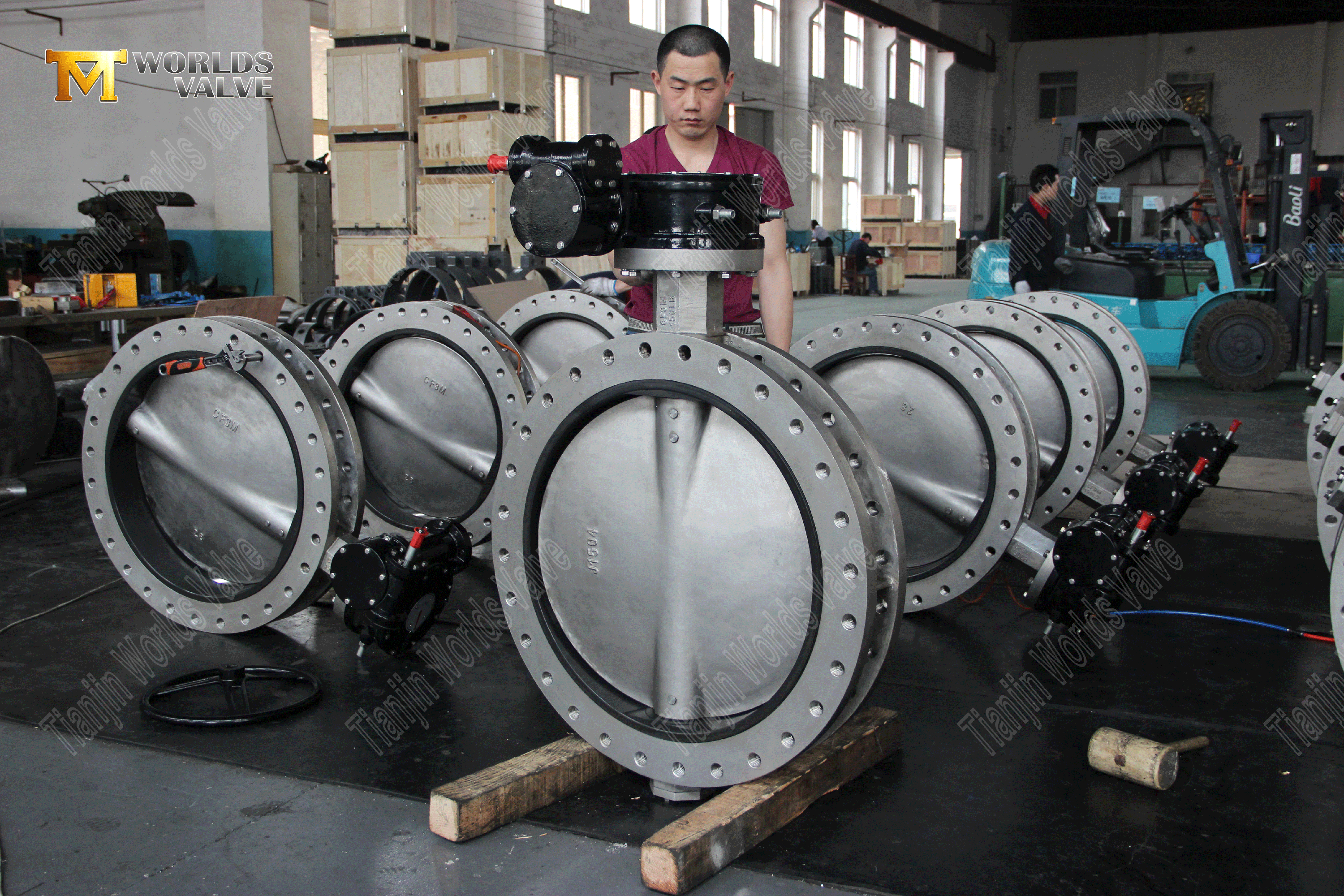 V&auml;xeldriven U-formad fj&auml;rilsventil (6)